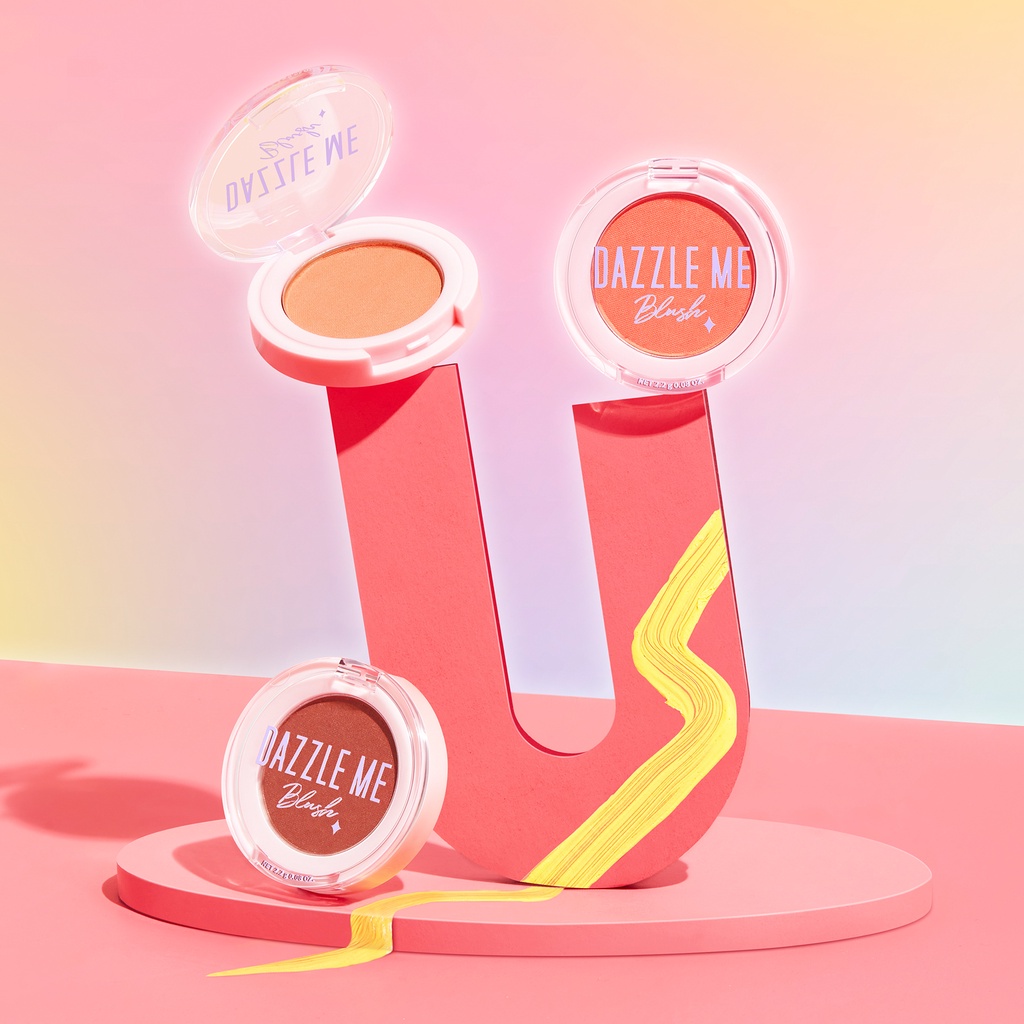 DAZZLE ME Sweet Girl Blush 02 Gimme A Sec