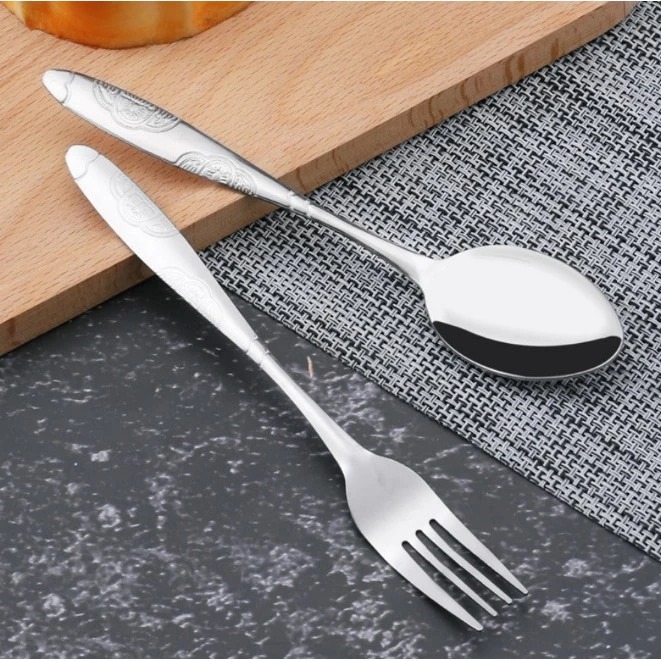 Sendok Travel Set Stainless Steel - HIJAU (Sendok, Garpu, Sumpit)