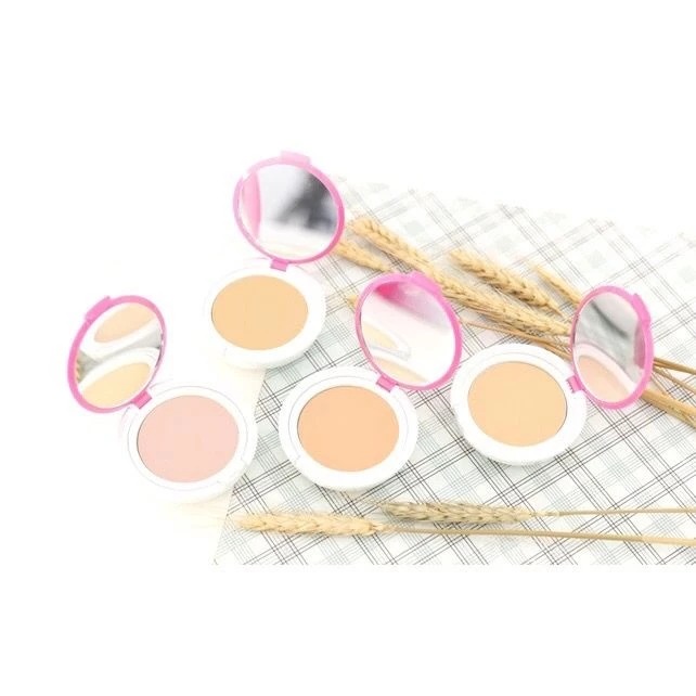 Marina Compact Powder UV Brighten Up - Natural
