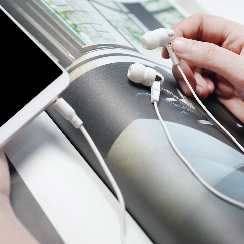 Inbox Earphone Poker
